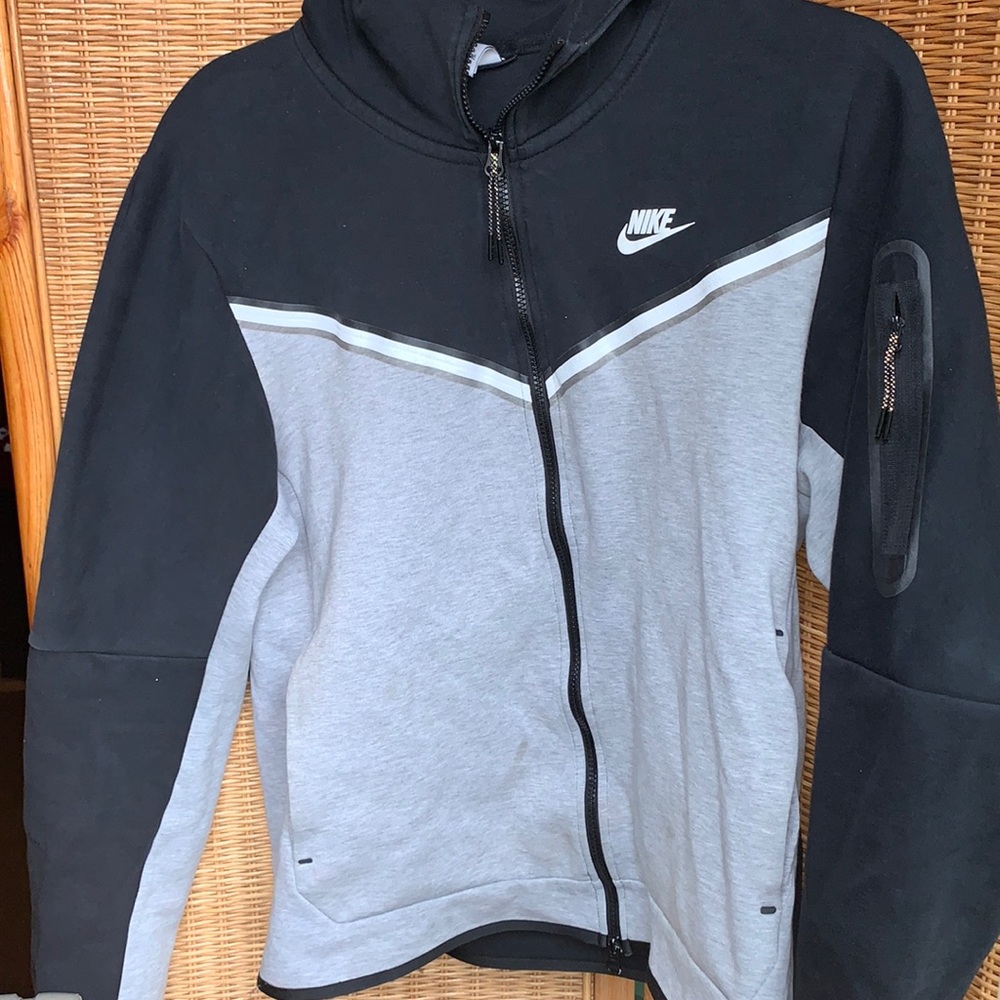 Grey/ Black Nike Tech